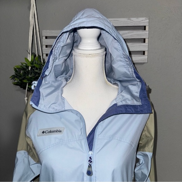 Columbia Windbreaker Jacket Women’s Small Blue Tan Rain Hood Adjustable - Picture 2 of 14